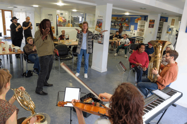 Aga Serugo-Lugo, LPO players and our members performed at our centre